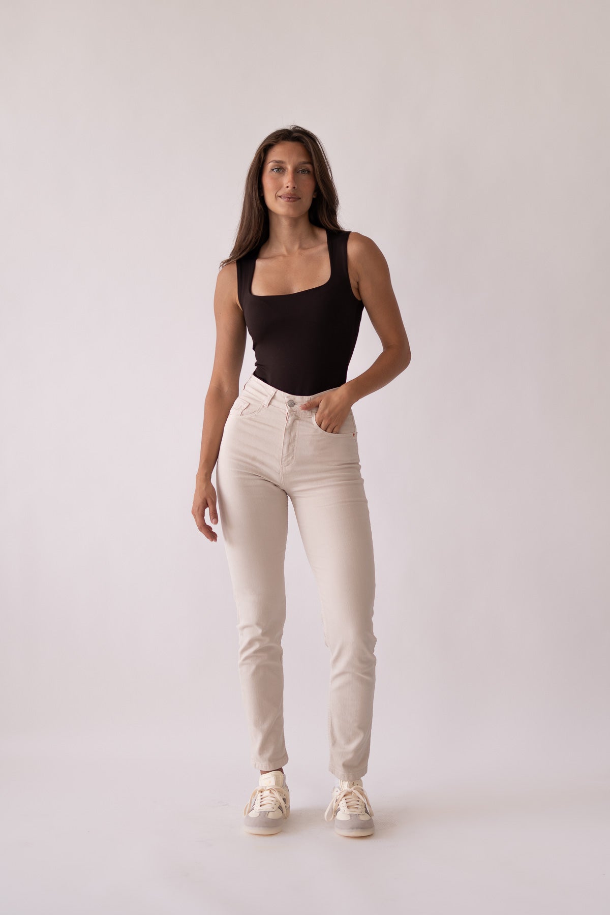 MOM TALL HIGH RISE BEIGE