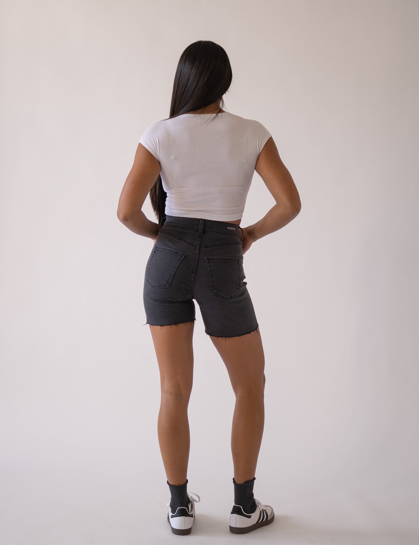 SHORTS HIGH RISE - GREY