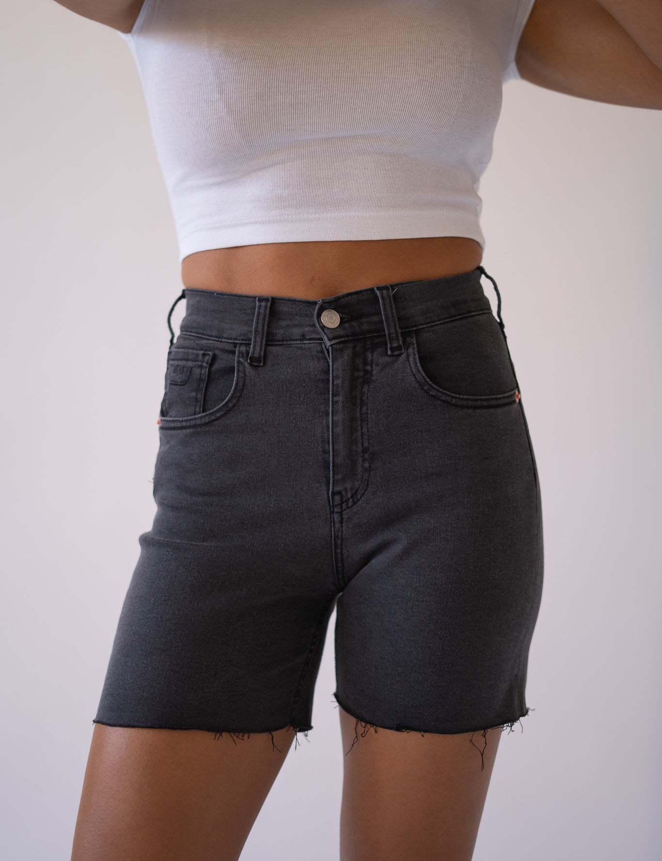 SHORTS HIGH RISE - GREY