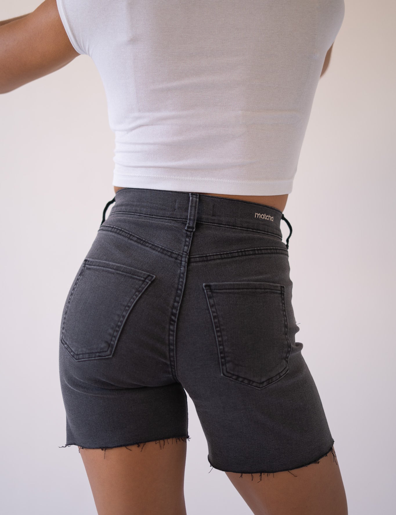 SHORTS HIGH RISE - GREY