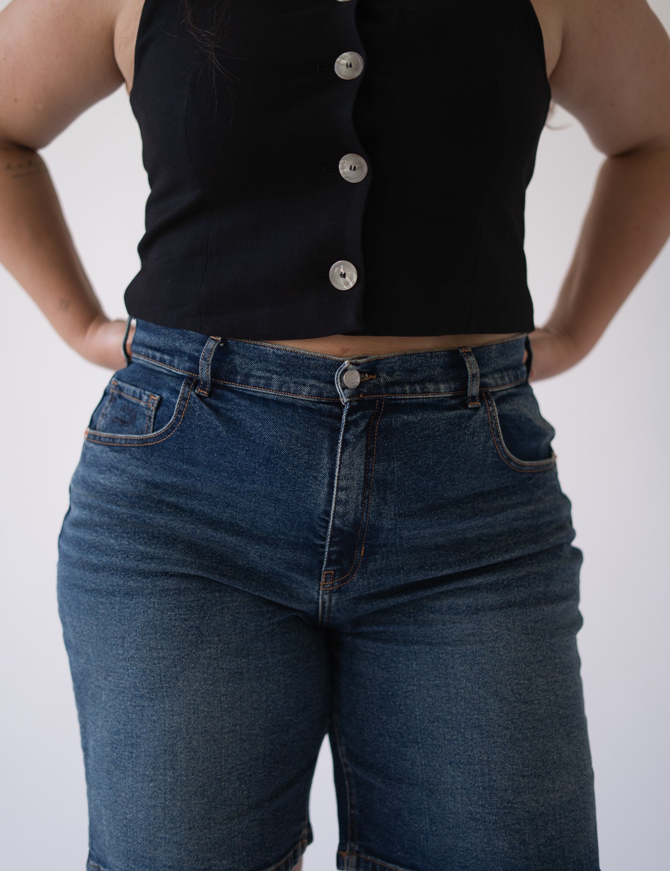 BAGGY SHORTS - DARK BLUE