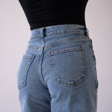 RELAXED SHORTS - LIGHT BLUE