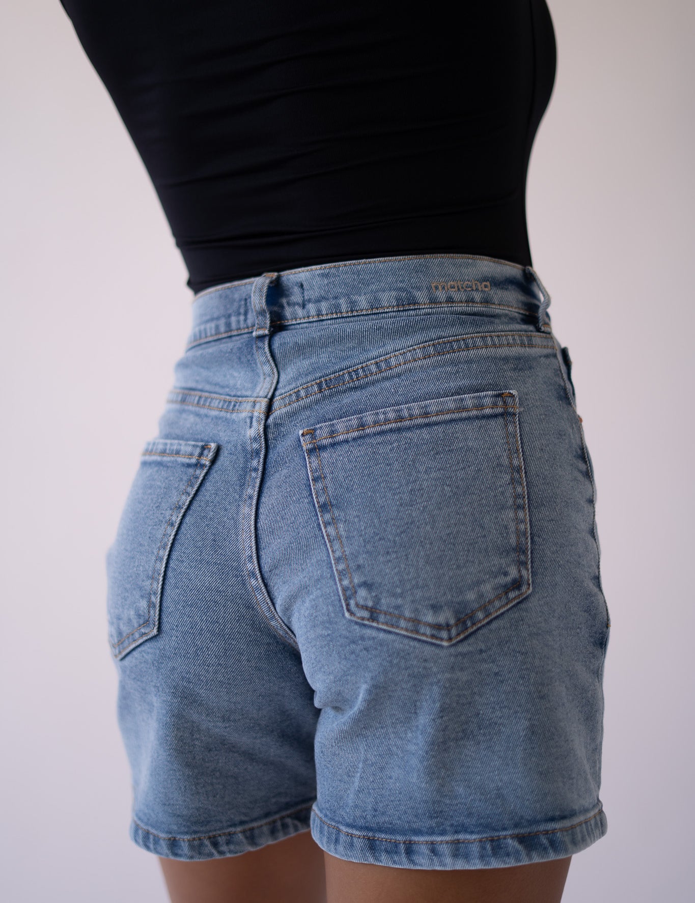 RELAXED SHORTS - LIGHT BLUE