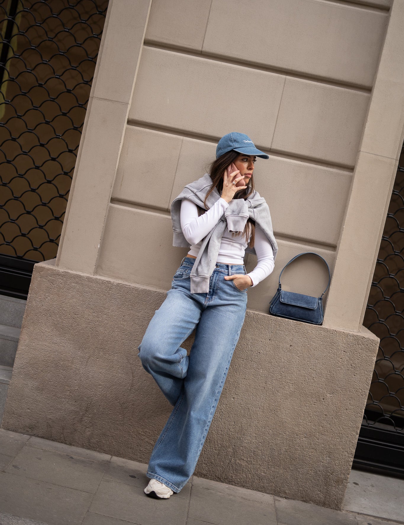 BAGGY HIGH RISE - LIGHT BLUE
