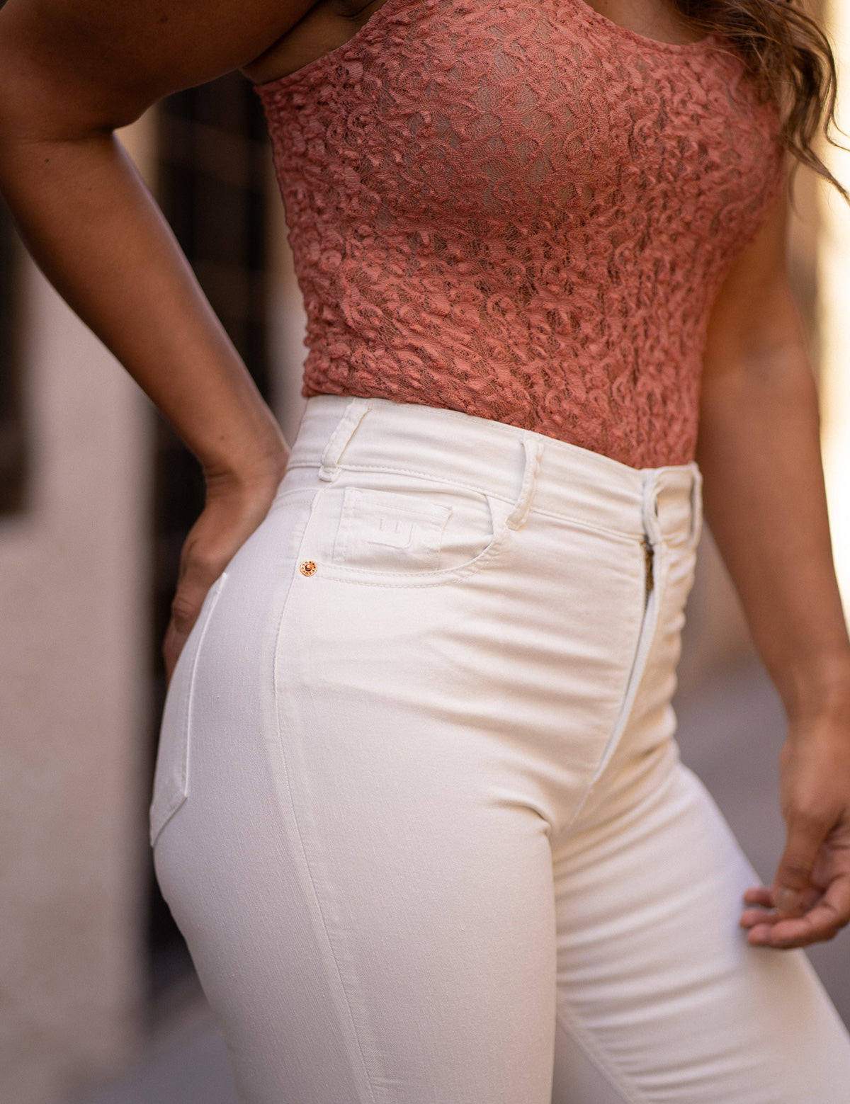 SKINNY HIGH RISE - WHITE