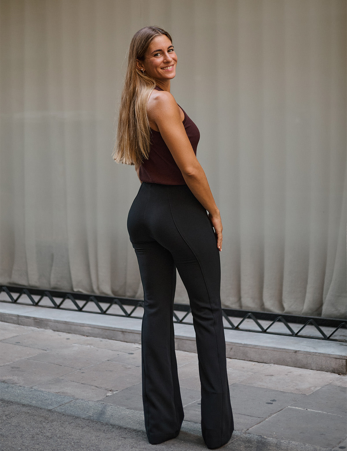 FLARED TAILORED TROUSERS - BLACK