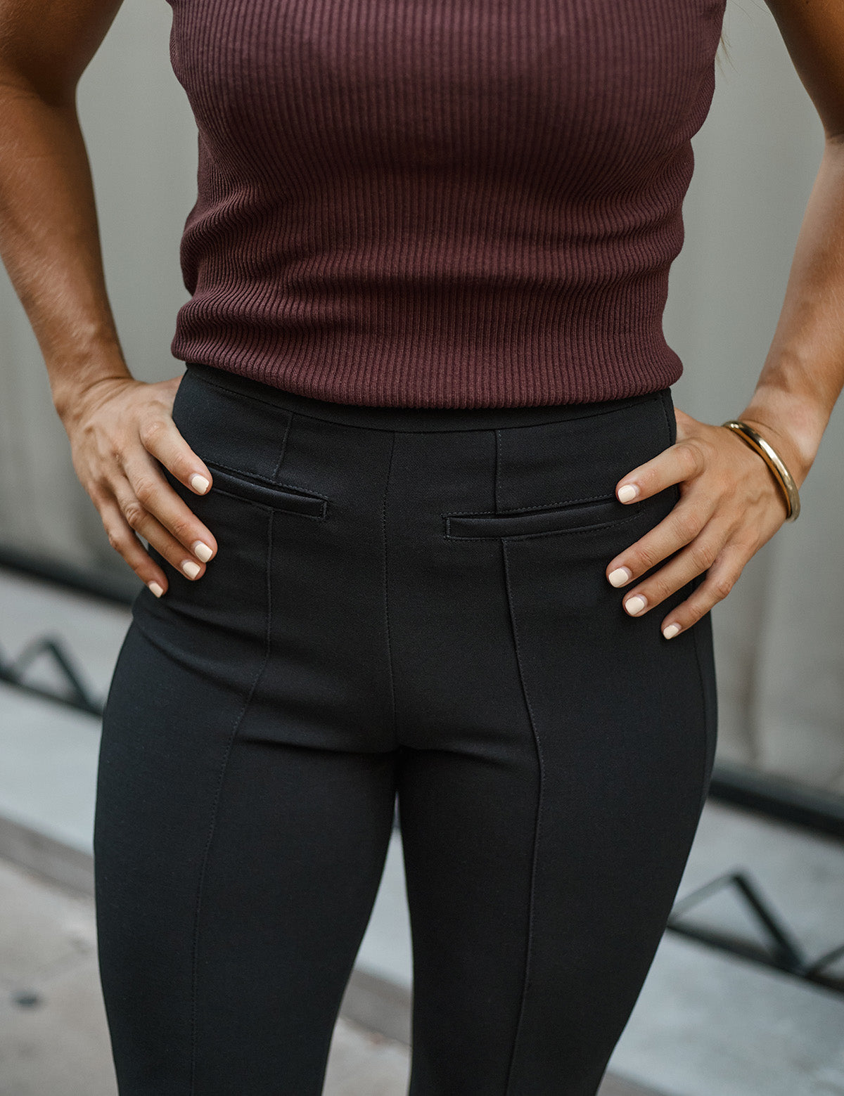 FLARED TAILORED TROUSERS - BLACK