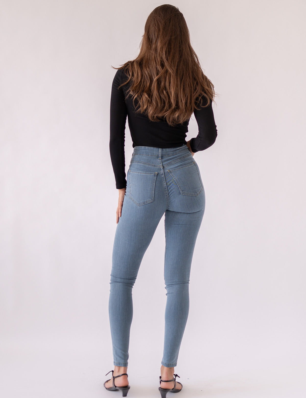 SKINNY TALL HIGH RISE - LIGHT BLUE