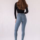 SKINNY TALL HIGH RISE - LIGHT BLUE