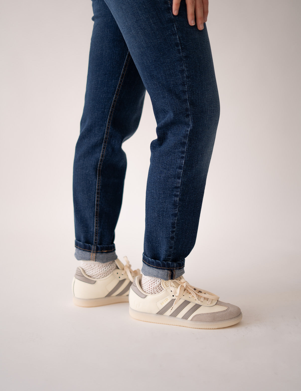 MOM MID RISE - DARK BLUE
