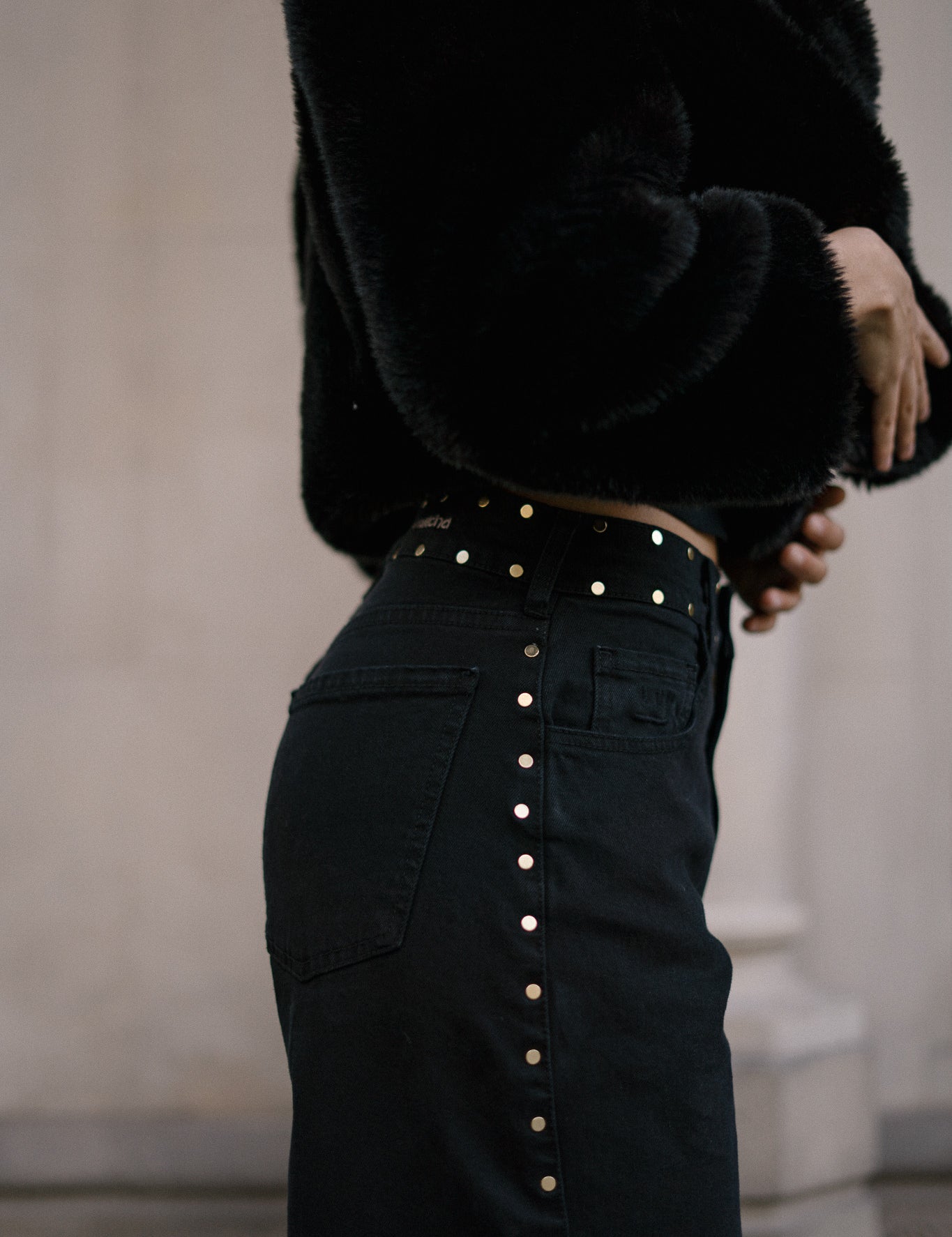 BAGGY TATXES DAURADES - BLACK