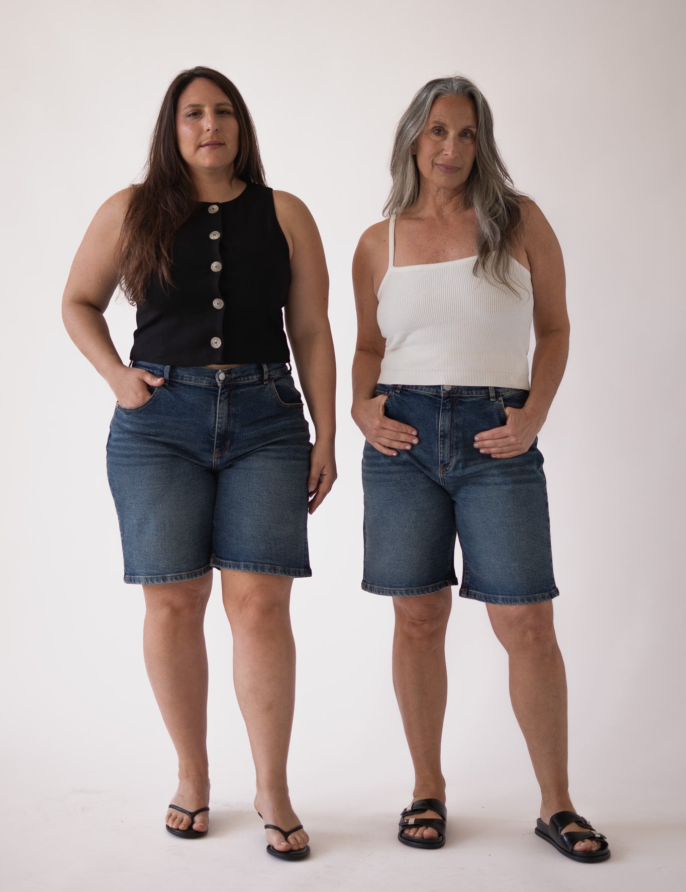 BAGGY SHORTS - DARK BLUE