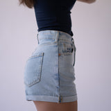 SHORTS ROLL UP - LIGHT BLUE