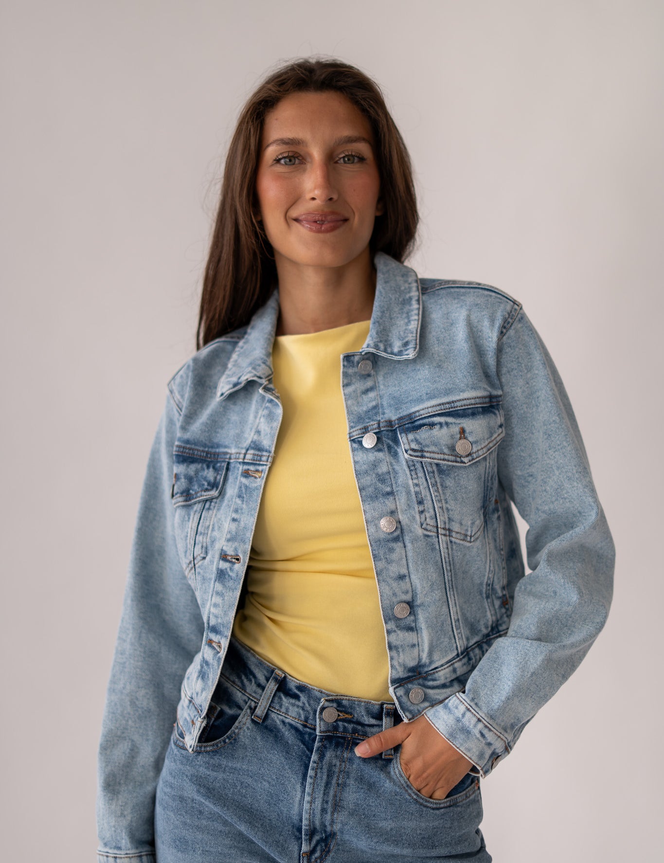 DENIM JACKET - LIGHT BLUE