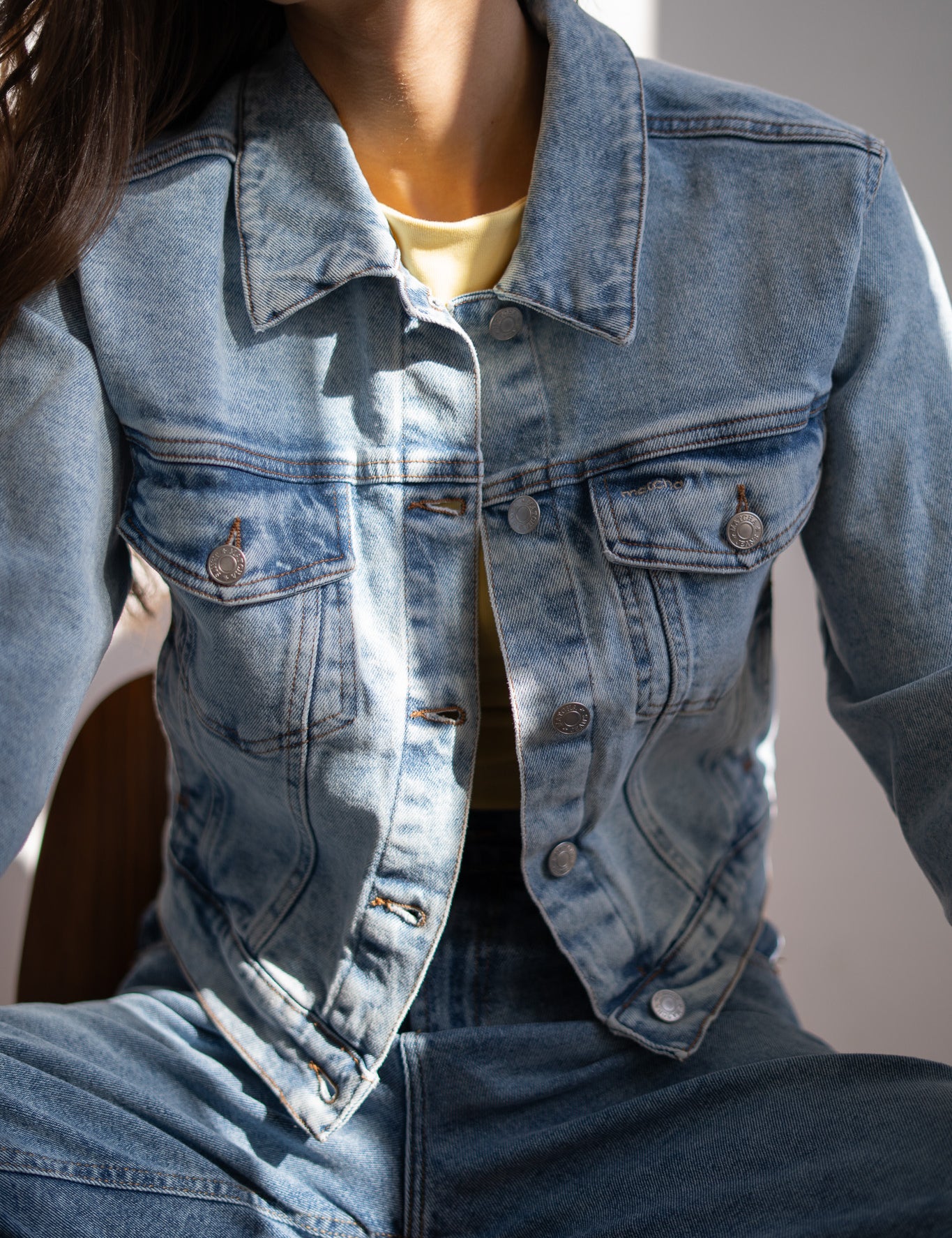 DENIM JACKET - LIGHT BLUE