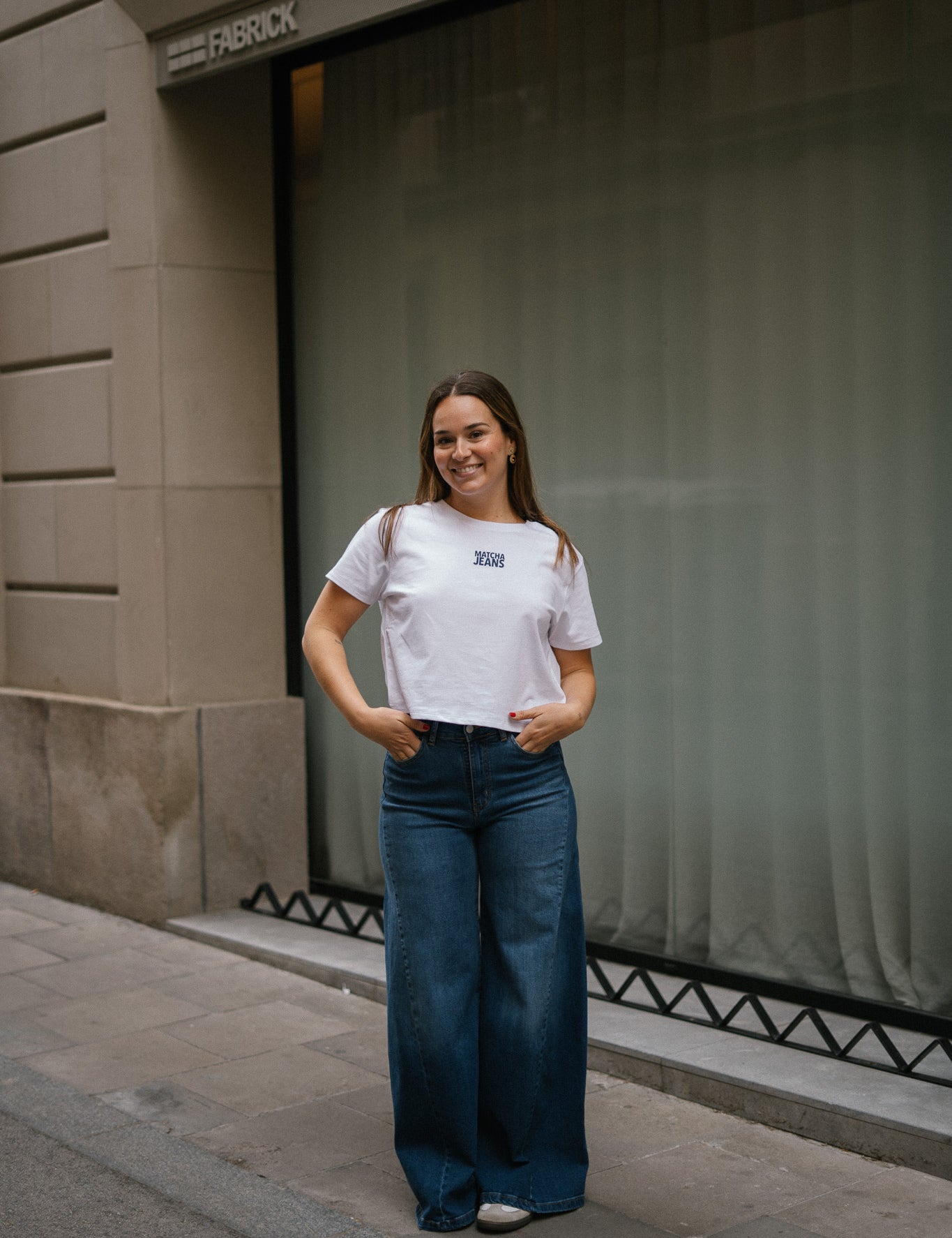 BACK RUCHED TEE - WHITE