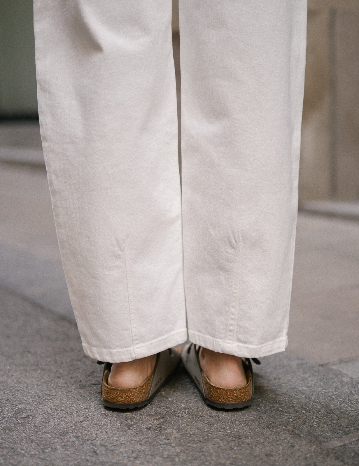 BARREL HIGH RISE - WHITE