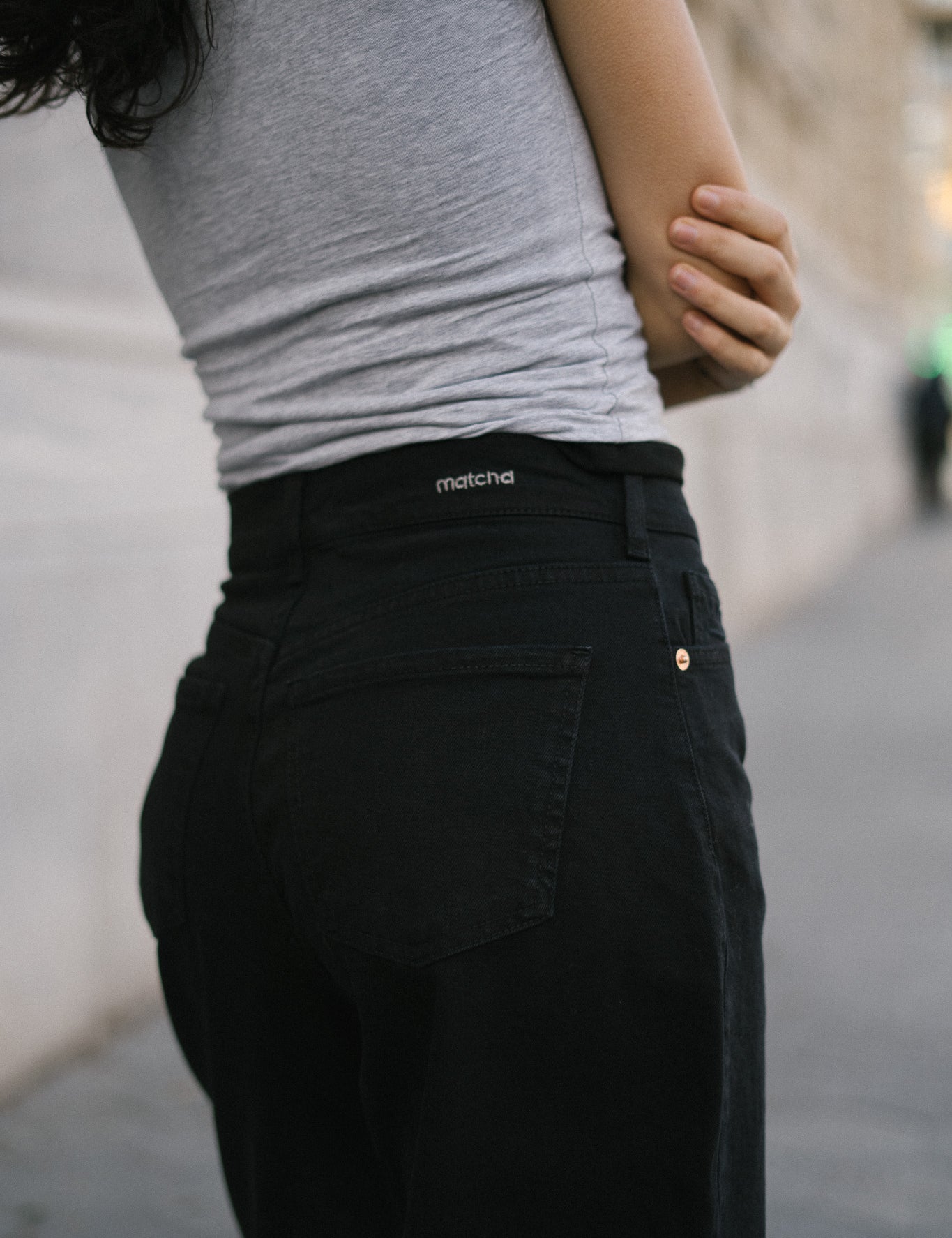 BARREL HIGH RISE - BLACK