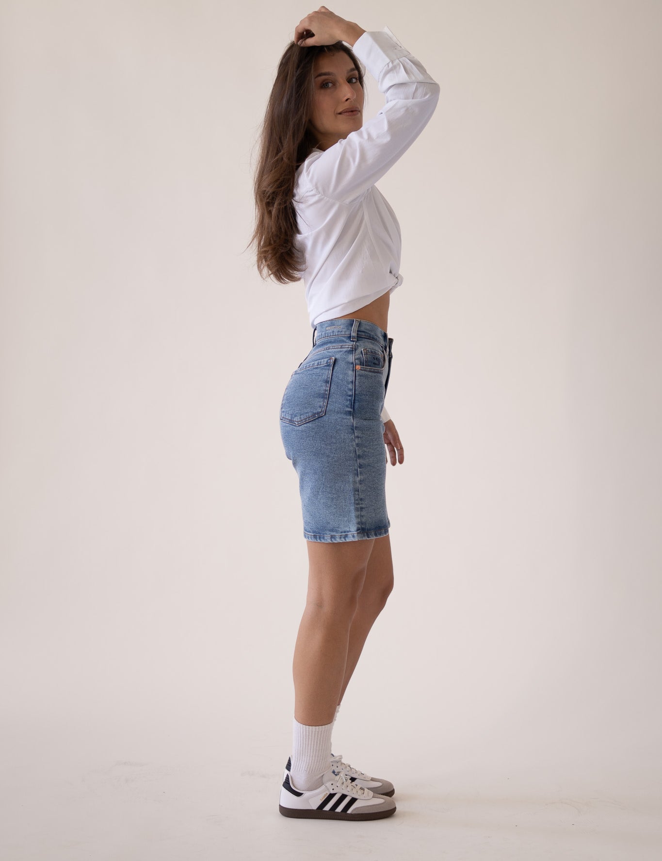 BAGGY SHORTS - LIGHT BLUE