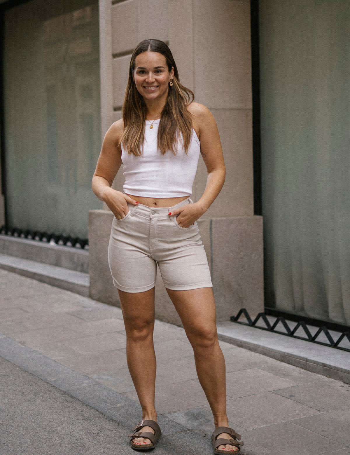 SHORTS HIGH RISE - BEIGE