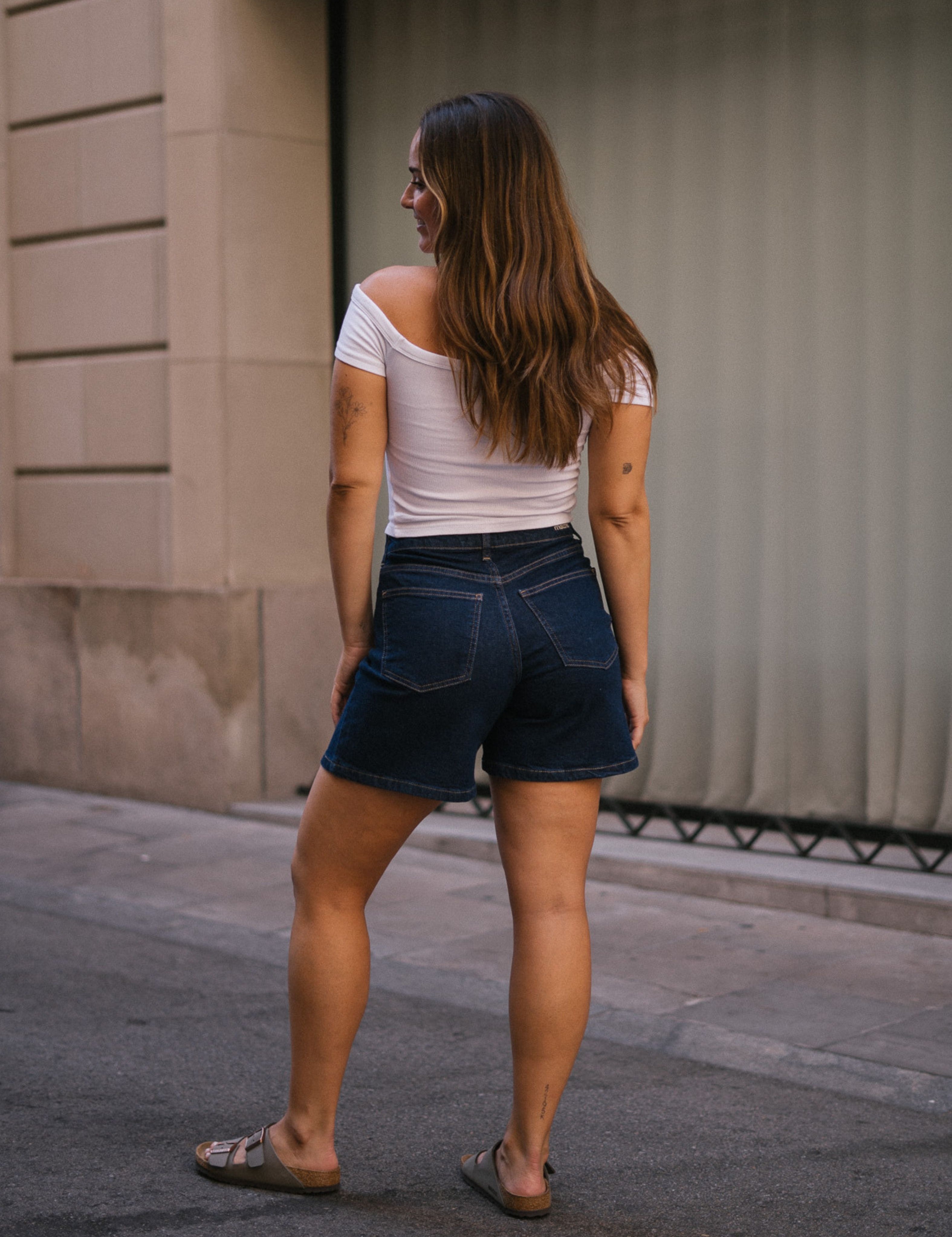 RELAXED SHORTS - RAW DENIM