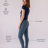 SKINNY MID RISE - LIGHT BLUE